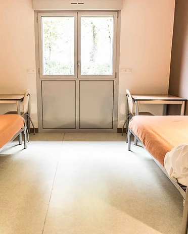 Chambre salle de bain commune
